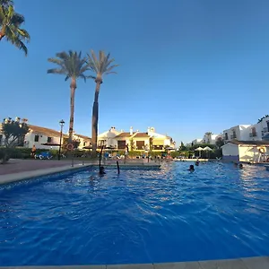 Shore 4 Persons 2 Pools And 200 M Apartamento